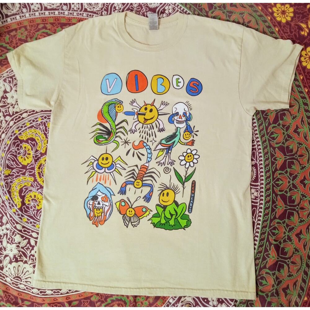 Teen Hearts VIBES Cartoon Graphic Tee Beige Aesthetic Shirt Streetwear SZ L